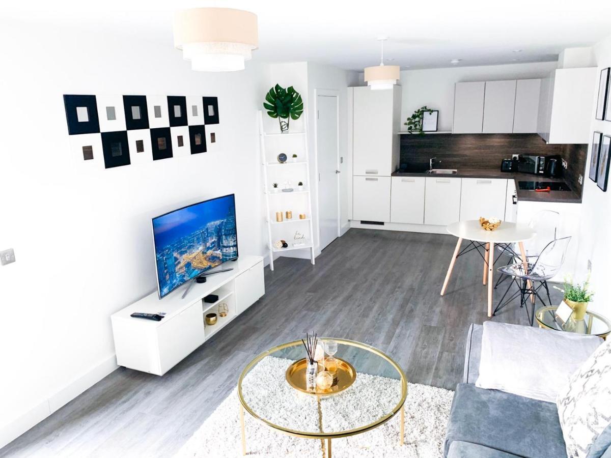 Modern 2 Bed Apartment With Central Location 伯明翰 外观 照片